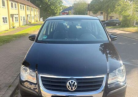 VW Touran Volkswagen 1.6 Freestyle