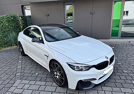 BMW M4 DKG LCI Competition Performance LED Coupe Carbon