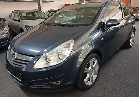 Opel Corsa D KLIMA PANORAMDACH TÜV 5/27 REIFEN NEU