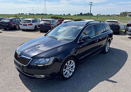 Skoda Superb Combi Exclusive 2.0 TDI DSG Navi SHG PDC