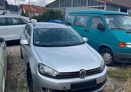 VW Golf Variant Volkswagen 1.6 TDI DPF Exclusive