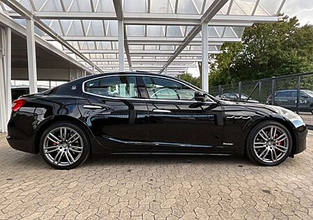 Maserati Ghibli 3.0 V6 430HP GranLusso S Q4*Vollausstattu