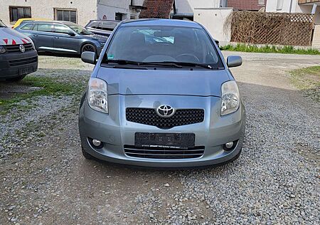 Toyota Yaris Executive