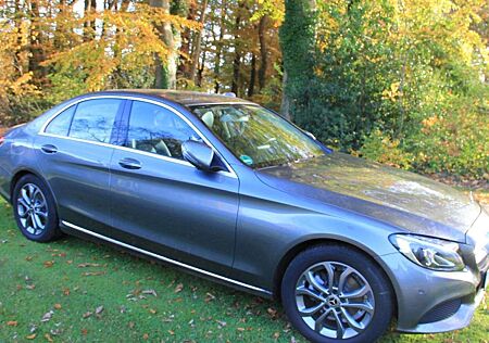 Mercedes-Benz C 180 CGI Avantgarde