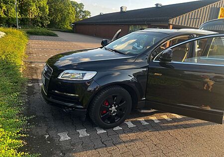 Audi Q7 3.0 TDI DPF quattro tiptronic