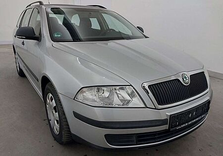 Skoda Octavia KOMBI 1,6 MPi KLIMA + 1.Hand + Topzust.