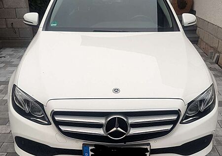 Mercedes-Benz E 200 9G-TRONIC Avantgarde
