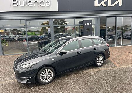 Kia XCeed Ceed SW / cee'd SW Vision DCT Navi AHK abnehmbar