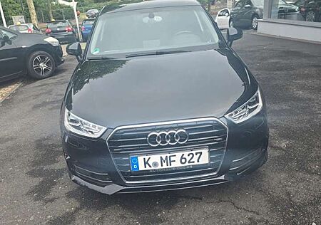 Audi A1 1.4 TFSI Sportback S tronic line edition