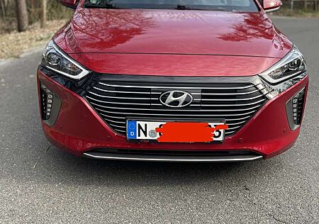 Hyundai IONIQ Style Hybrid