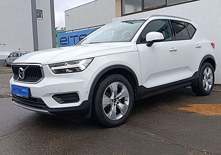 Volvo XC 40 XC40 Momentum AWD Panorama Standheizung LED Navi