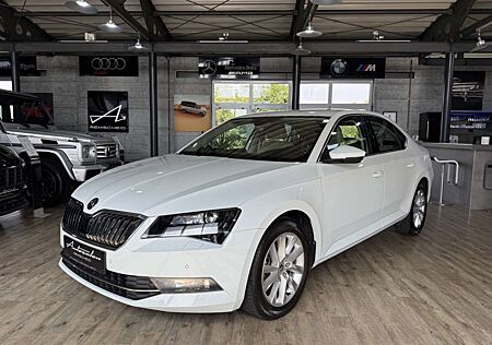 Skoda Superb Style*ACC*CARPLAY*ELEKTR.SITZE*KEYLESS GO