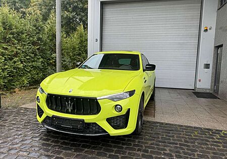 Maserati Levante Modena S *KEYLESS*STERNEHI*APPLECARPLAY*