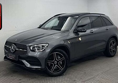 Mercedes-Benz GLC 300 de 4M AMG NIGHT PANO+AIRMATIC+360+KEYLES