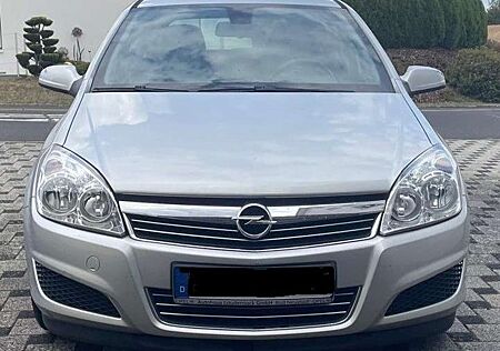 Opel Astra Fließheck 5-Türer 1.4