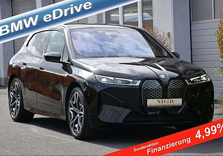BMW iX 40 Sportpaket *MEGA* (Neupreis 105.810,-)