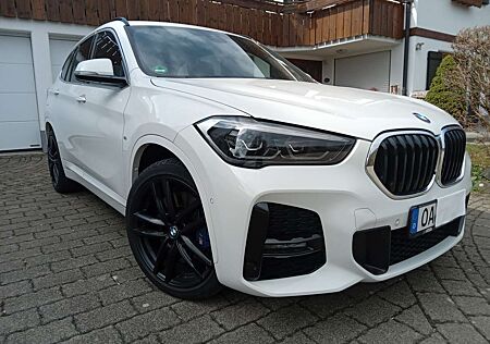 BMW X1 xDrive18d Aut. M Sport fast Vollausst. AHK
