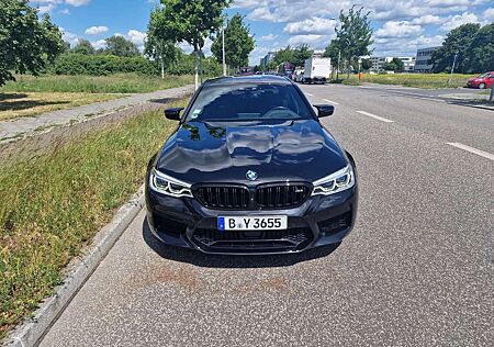 BMW M5 Competition Vollausstattung