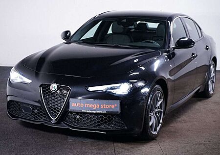 Alfa Romeo Giulia 2.0 Turbo TI Q4 AT8*Assistenz-Paket*Kamer