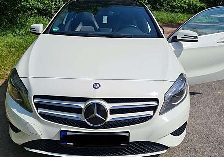 Mercedes-Benz A 180 BlueEFFICIENCY Edition