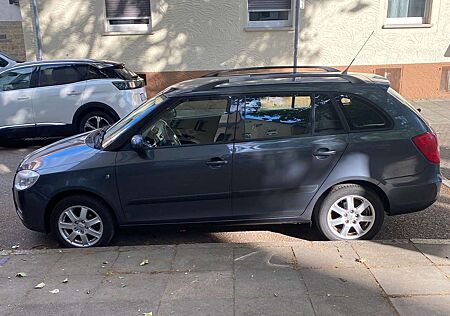 Skoda Fabia 1.4 16V CombiCOOL Edition