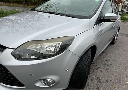 Ford Focus 1.6 EcoBoost Start-Stopp-System Titanium