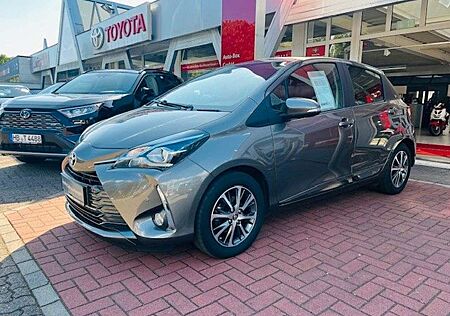 Toyota Yaris Hybrid Team D