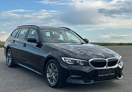 BMW 330i 330 Touring Aut. Sport Line