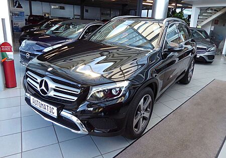 Mercedes-Benz GLC 250 4Matic erst 32.400 KM Autom Panorama-SD