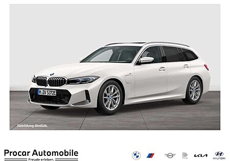 BMW 330 e Touring M Sport HUD PANO ACC AHK RFK NAVI