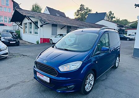 Ford Tourneo Courier Titanium/SHZ/Navi/55.000km