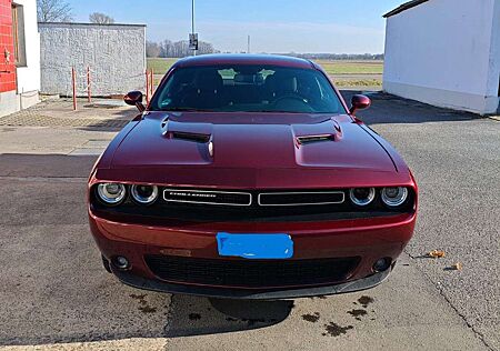 Dodge Challenger Automatik SXT Plus