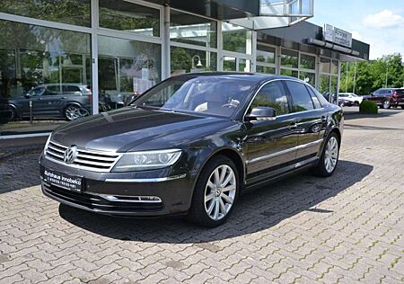 VW Phaeton Volkswagen 3.0 V6 TDI DPF 4MOTION Automatik (5 Sitzer)*Navi