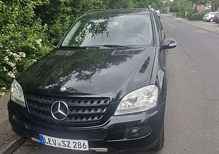 Mercedes-Benz ML 320 CDI 4Matic 7G-TRONIC