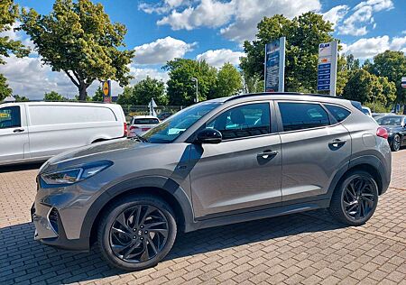 Hyundai Tucson N Line 2WD Automatik Alcantara DAB Navi