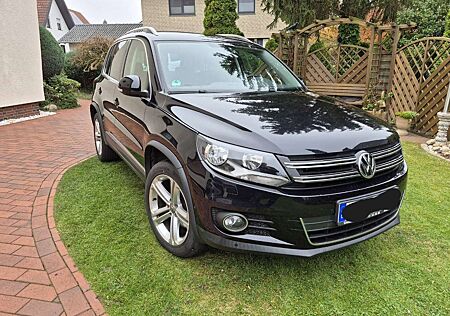 VW Tiguan Volkswagen Diesel 2.0 TDI DPF 4Motion DSG Cup Sport