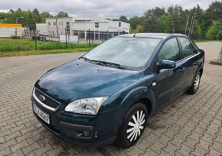 Ford Focus 1.6 Ti-VCT Fun X 2.HD TÜV 05/26