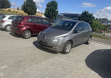 Mercedes-Benz B 150 Mit Neuem TÜV Guter Zustand
