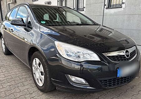 Opel Astra Design Edition 1.4 EcoFlex ST 2.Hd.