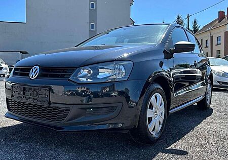 VW Polo Volkswagen V TRENDLINE PDC + KLIMA + STEUERKETTE NEU