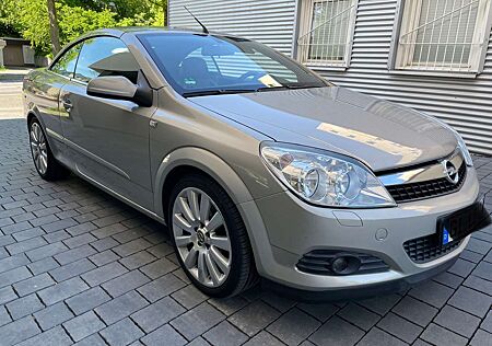 Opel Astra Cosmo