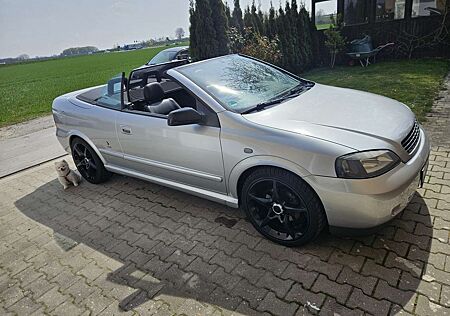 Opel Astra Cabrio 2.2 16V