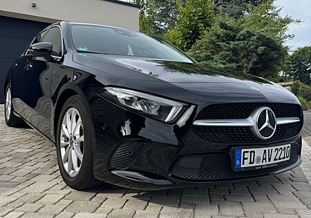 Mercedes-Benz A 180 Progressive