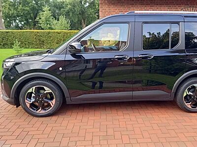 Ford Tourneo Courier ACTIVE NAVI Winter-Paket RKamera Allwetterreifen