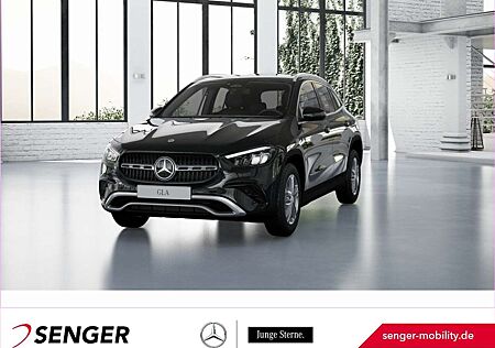 Mercedes-Benz GLA 200 Rückfahrkamera Sitzheizung MBUX LED AHK