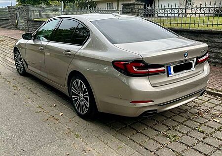 BMW 540 gebraucht kaufen BMW 540i 540 xDrive Touring Aut.