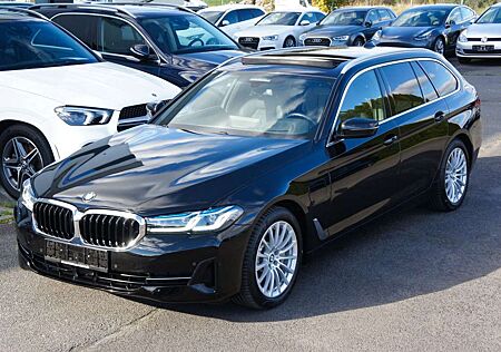 BMW 530 e Touring*ACC*PANO*LEDER*LASER*KAM*HUD*HYBRID