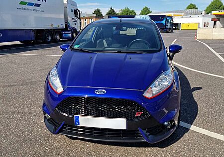 Ford Fiesta 1.6 ST SH-GEPFLEGT 8-FACH BEREIFT