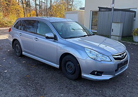 Subaru Legacy Kombi 2.0i Trend