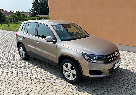 VW Tiguan Volkswagen Trend Klima Navi Kamera AHZV schwenkbar ZV + Funk